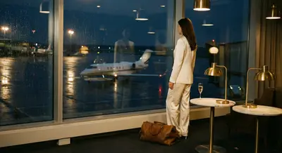 Beyond the Velvet Rope: The New Codes of a Premium Life in Motion